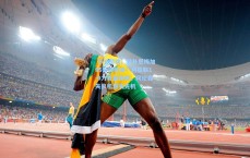 【PG游戏】替补恩梅加95分钟绝杀！利兹联1-0力克富勒姆，阿伦森失良机憾失先机