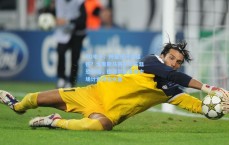 PG电子：神童光环变桎梏？戈麦斯马赛半年生涯恐终结，德泽尔比里昂中场计划浮出水面