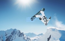 pg模拟器-周五盛宴，圣保利汉堡火爆德比，欧冠席位悬念再起