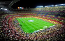 PG：年轻中卫引豪门争夺，萨尔茨堡红牛与国米竞逐17岁新星亚基罗维奇