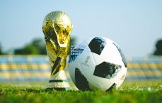 pg模拟器_好球当赏！第104届日本高中锦标赛惊现超远世界波，青春风暴席卷绿茵场