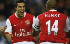 【PG游戏】德国队首款耐克客场球衣正式揭晓，绿黑配色引领新风尚，2027年初全球首发