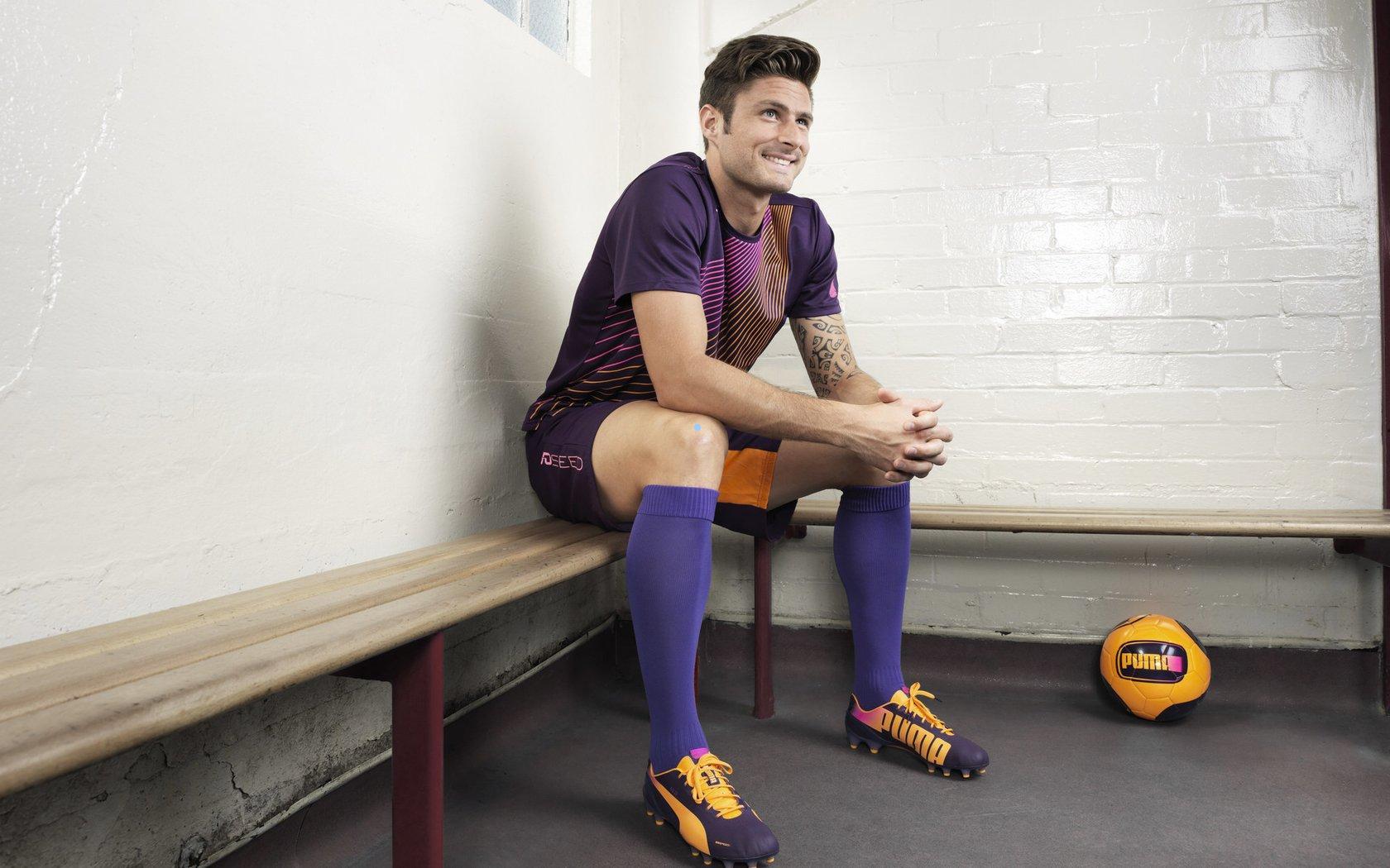 卡利亚里与比萨对决,进攻风暴下的比分揭秘与机会博弈