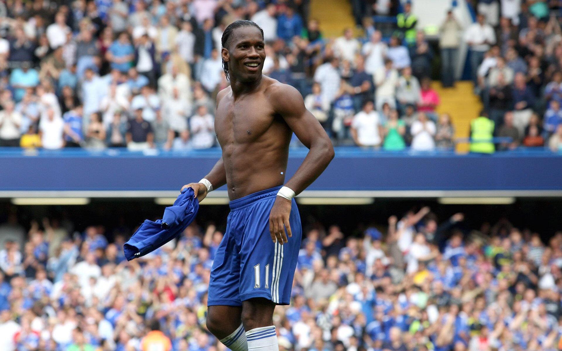 周润发71岁高龄挑战自我 两小时完成10公里马拉松赛程展惊人活力